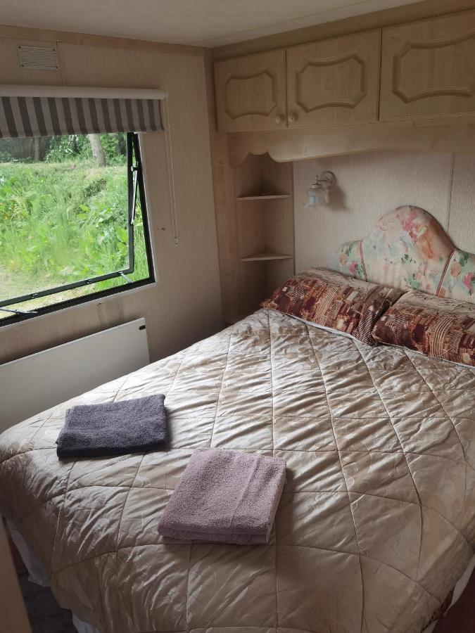 Lochlands Caravan Park X Villa Forfar Buitenkant foto